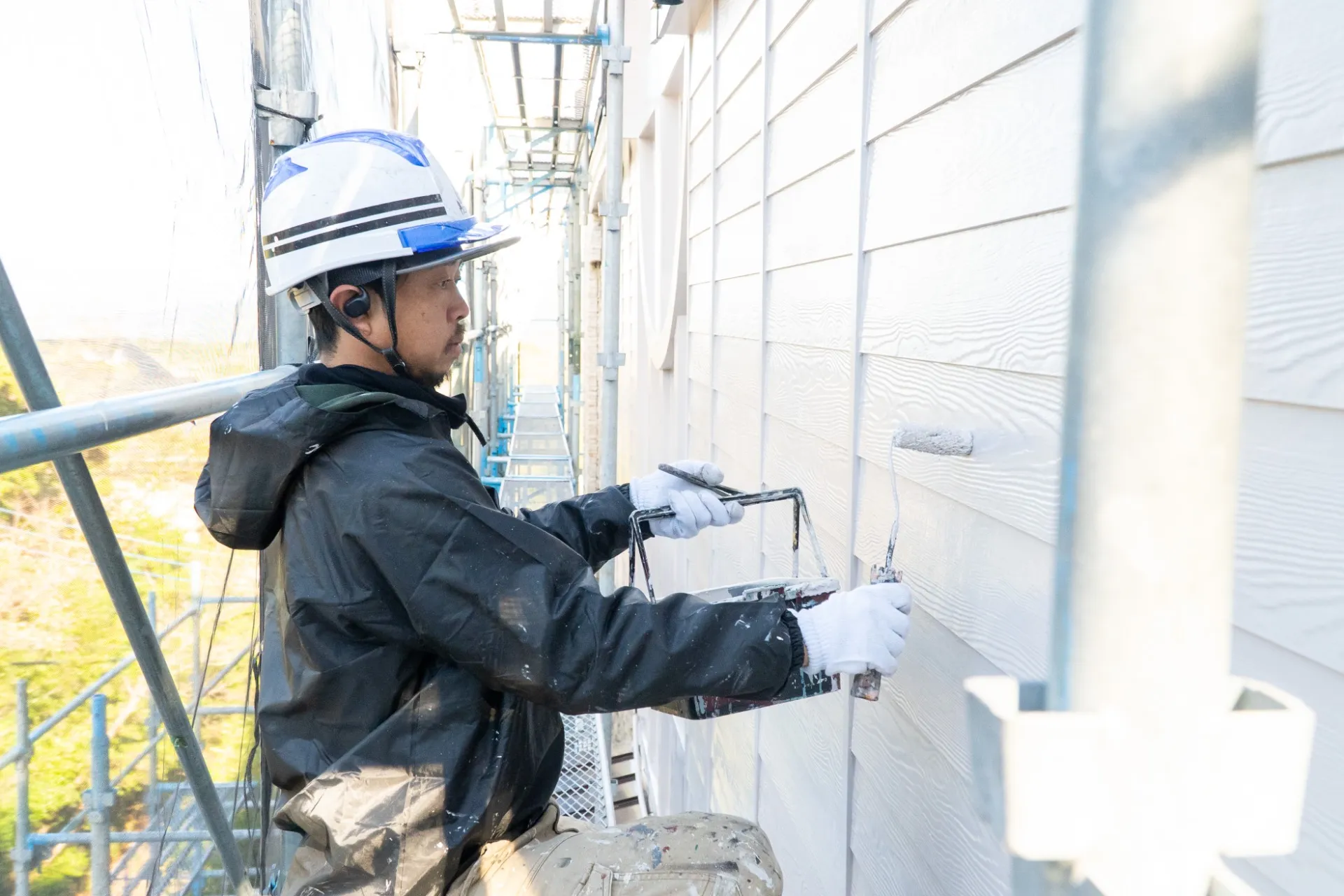 外壁塗装と屋根塗装の基礎知識：施工前に知っておきたいポイント
